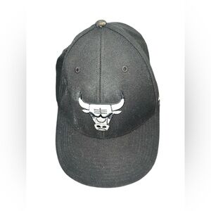 New Era NBA 9FIFTY Black White Adjustable Snapback Hat Cap One Size